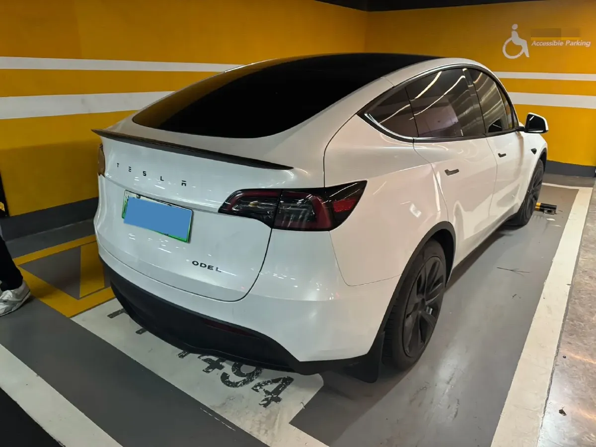 2022 Tesla Model Y BEV 60KWH,autocango,china used car exporter,china ev exporter,chinese used car exporter,chinese used ev exporter