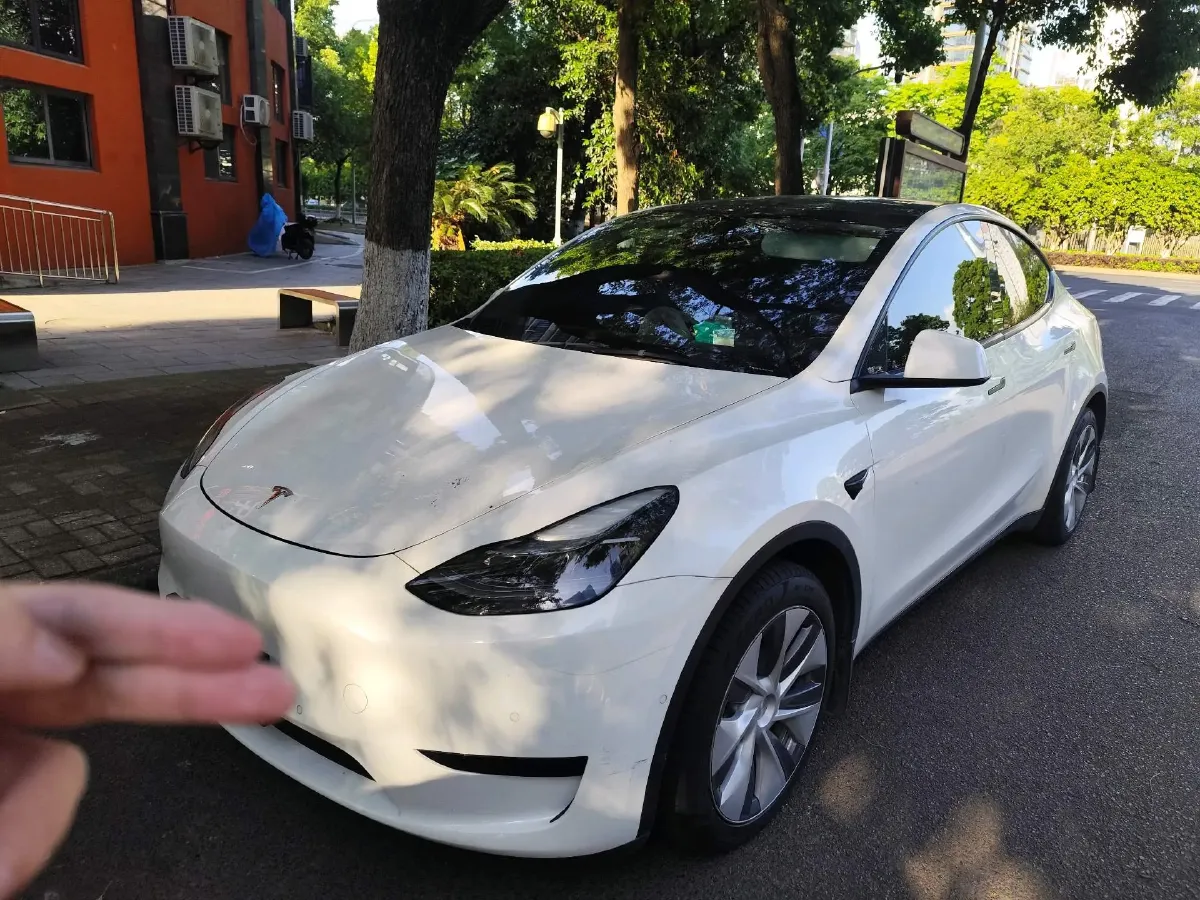 2022 Tesla Model Y BEV 60KWH,autocango,china used car exporter,china ev exporter,chinese used car exporter,chinese used ev exporter