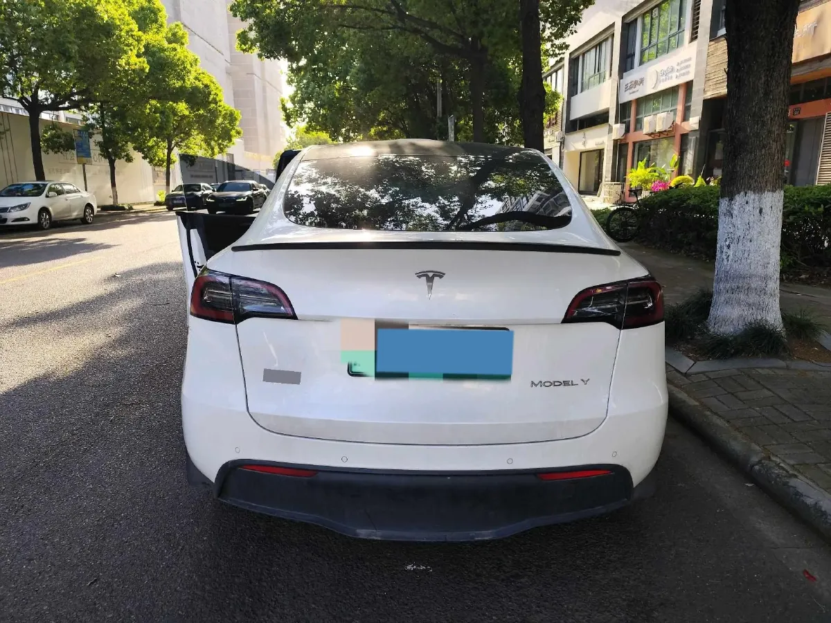 2022 Tesla Model Y BEV 60KWH,autocango,china used car exporter,china ev exporter,chinese used car exporter,chinese used ev exporter