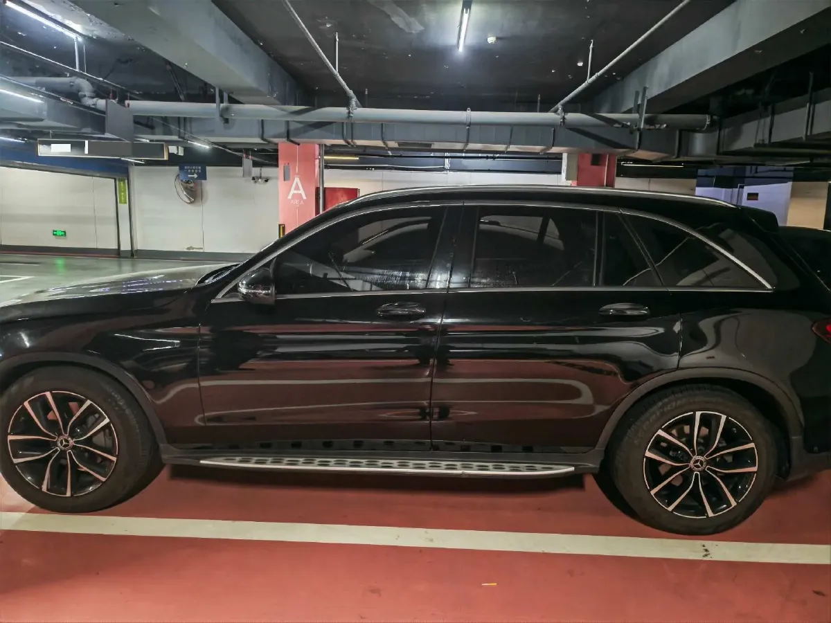 2021 Mercedes-Benz GLC Class 2.0T 258HP L4 9AT,autocango,china used car exporter,china ev exporter,chinese used car exporter,chinese used ev exporter