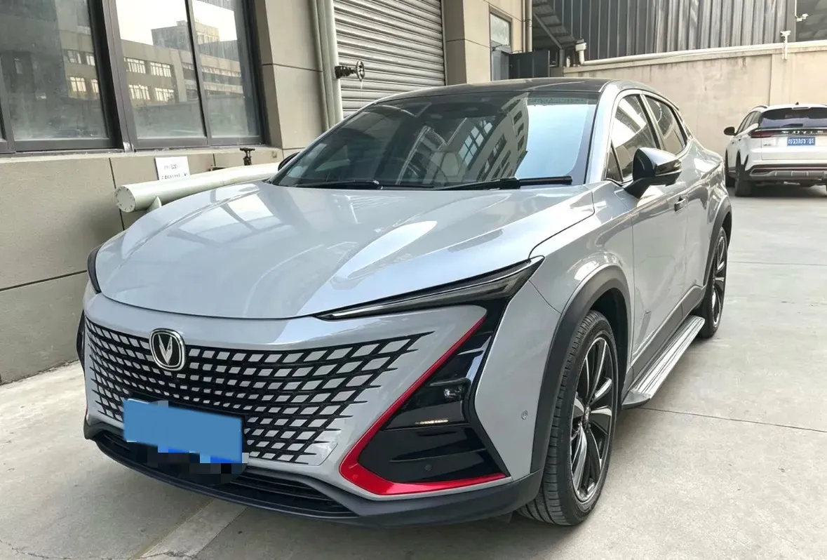 2020 ChangAn UNI-T 1.5T 180HP L4 7DCT,autocango,china used car exporter,china ev exporter,chinese used car exporter,chinese used ev exporter