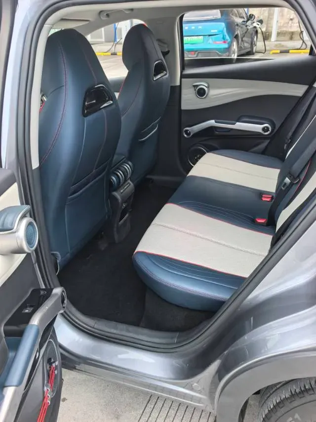 2022 Hycan Z03 BEV 64.23KWH,autocango,china used car exporter,china ev exporter,chinese used car exporter,chinese used ev exporter