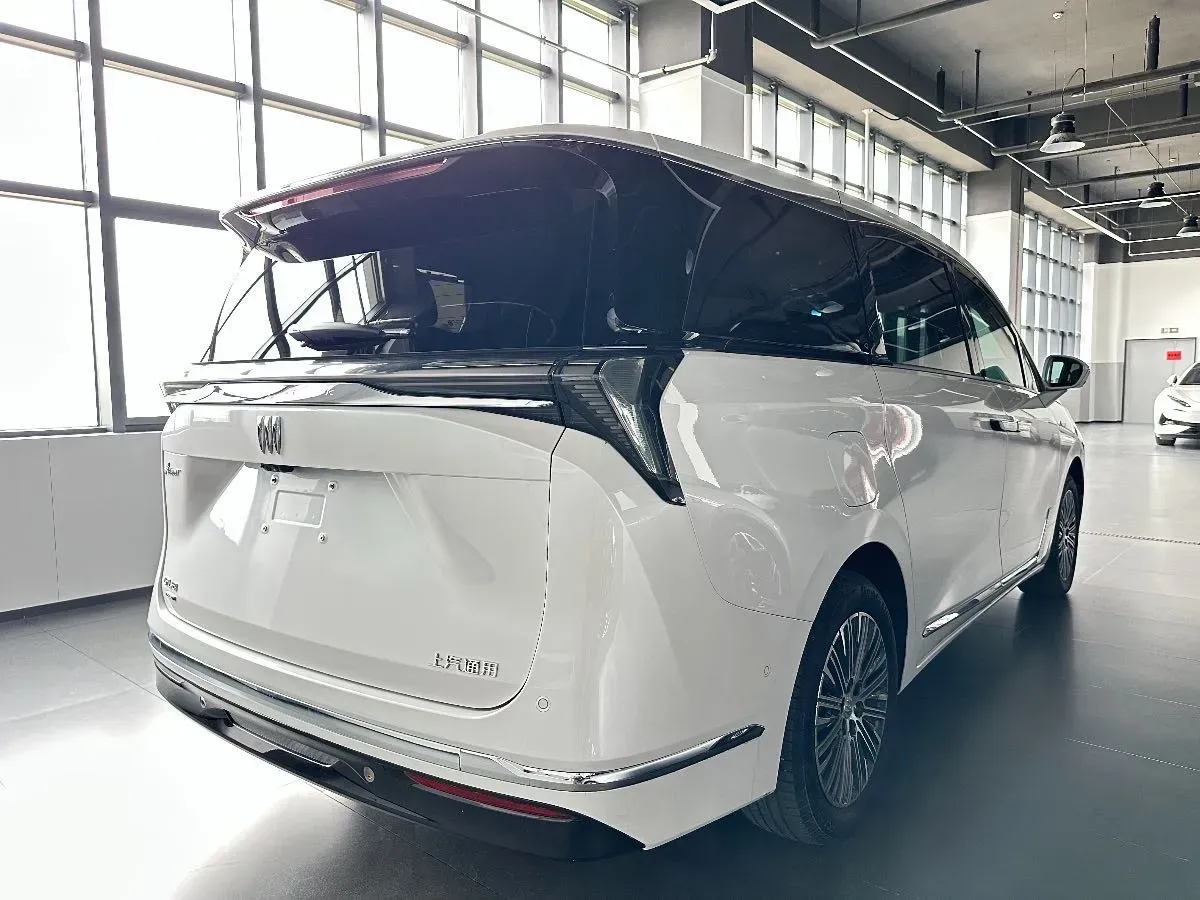 2024 Buick GL8 1.5T 180HP L4 2DHT PHEV 24.4KWH,autocango,china used car exporter,china ev exporter,chinese used car exporter,chinese used ev exporter