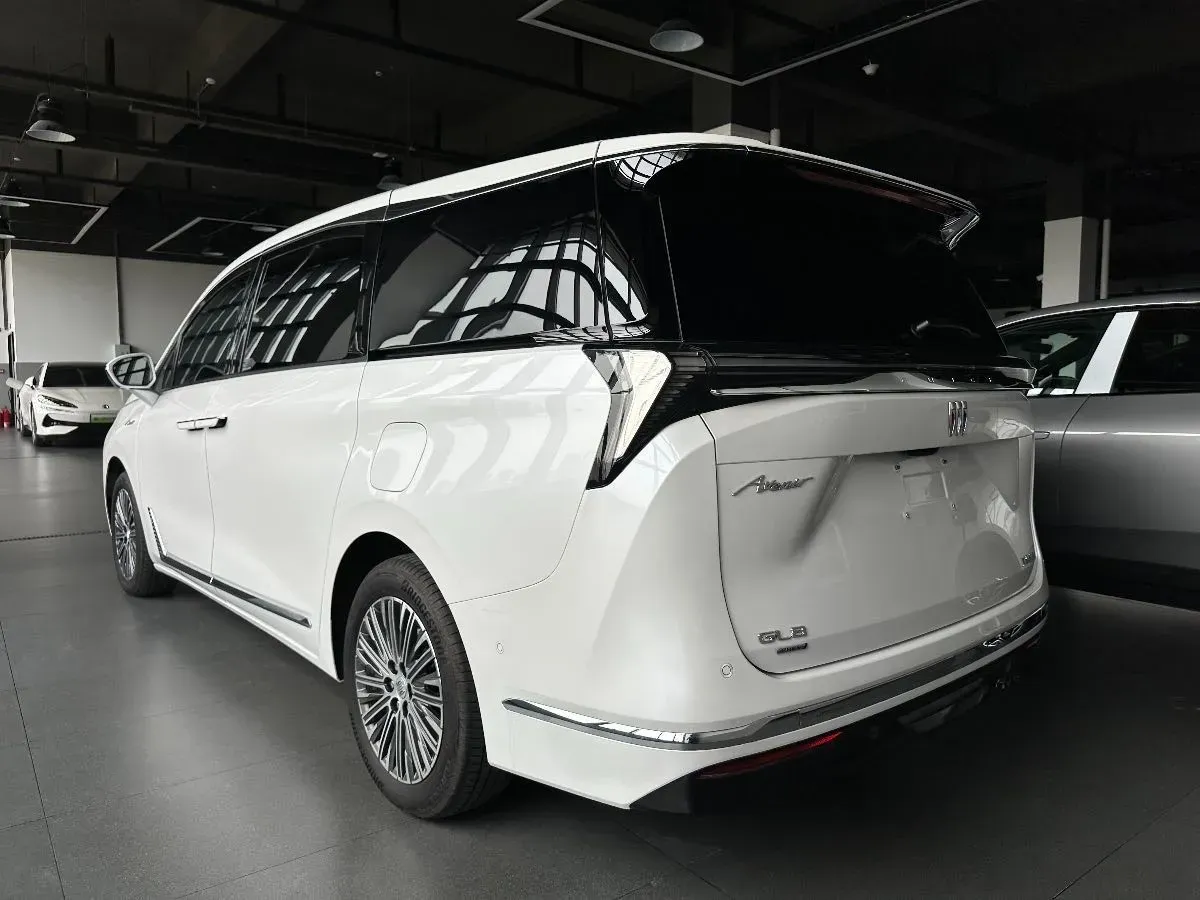 2024 Buick GL8 1.5T 180HP L4 2DHT PHEV 24.4KWH,autocango,china used car exporter,china ev exporter,chinese used car exporter,chinese used ev exporter
