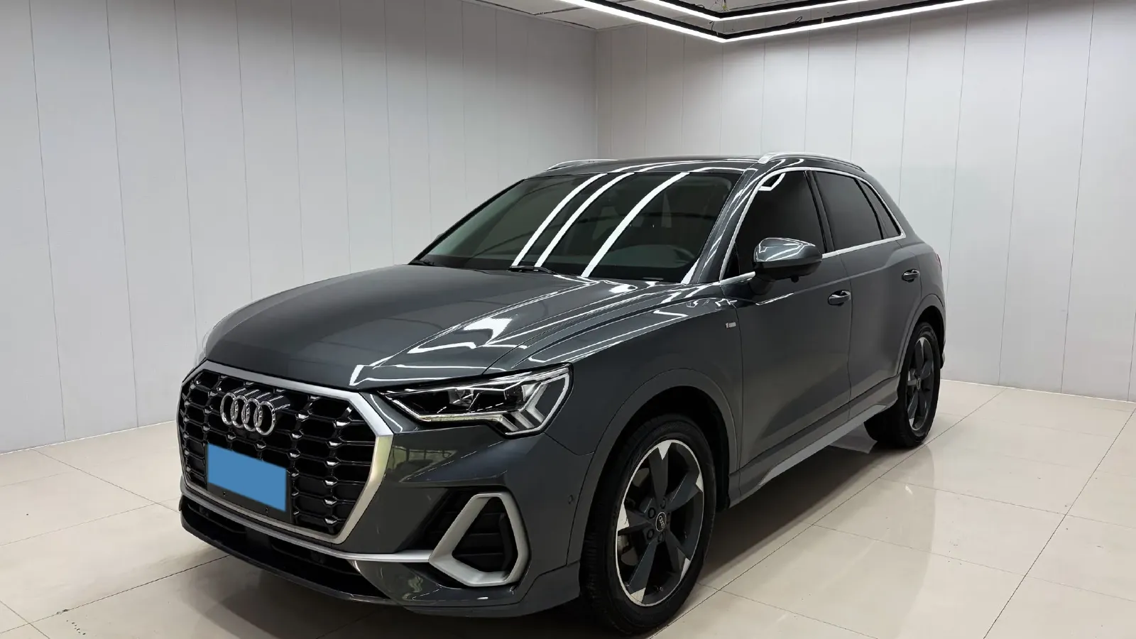 2021 Audi Q3 1.4T 150HP L4 7DCT,autocango,china used car exporter,china ev exporter,chinese used car exporter,chinese used ev exporter