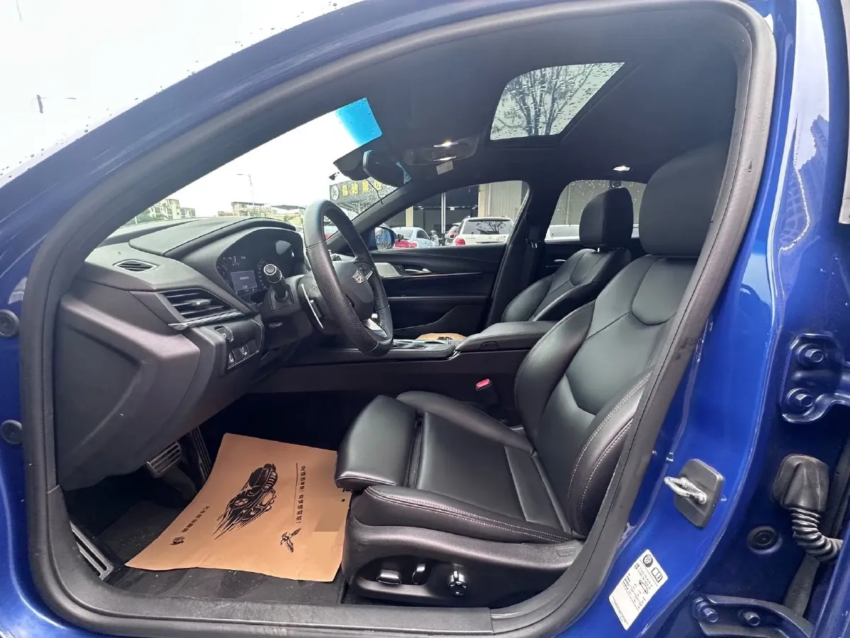 2021 Cadillac CT4 2.0T 237HP L4 8AT,autocango,china used car exporter,china ev exporter,chinese used car exporter,chinese used ev exporter