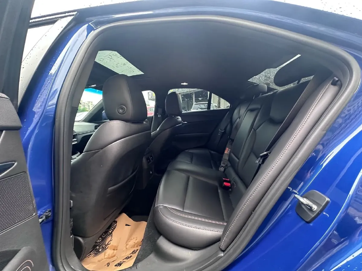 2021 Cadillac CT4 2.0T 237HP L4 8AT,autocango,china used car exporter,china ev exporter,chinese used car exporter,chinese used ev exporter
