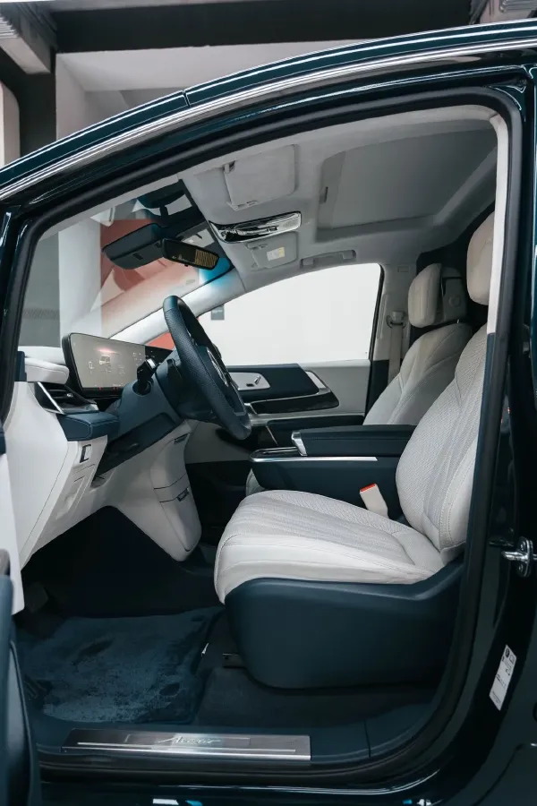 2023 Buick Century 2.0T 237HP L4 9AT,autocango,china used car exporter,china ev exporter,chinese used car exporter,chinese used ev exporter