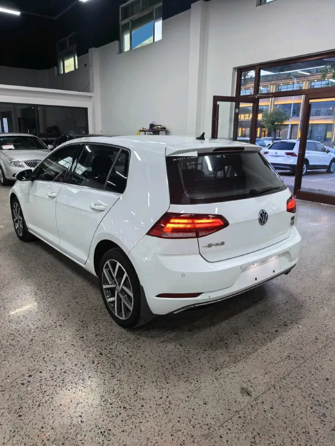 2019 Volkswagen Golf 1.2T 116HP L4 7DCT,autocango,china used car exporter,china ev exporter,chinese used car exporter,chinese used ev exporter