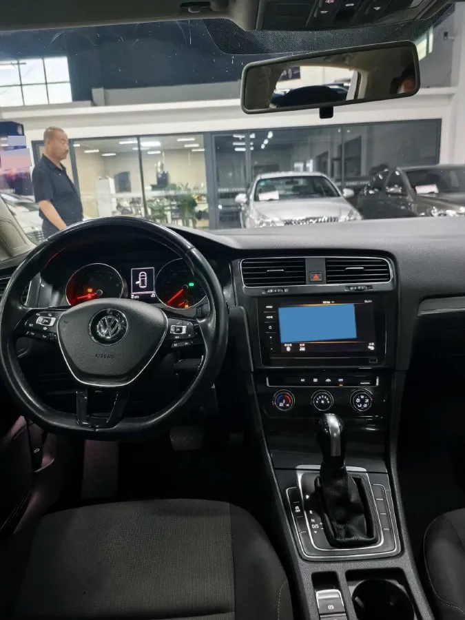 2019 Volkswagen Golf 1.2T 116HP L4 7DCT,autocango,china used car exporter,china ev exporter,chinese used car exporter,chinese used ev exporter