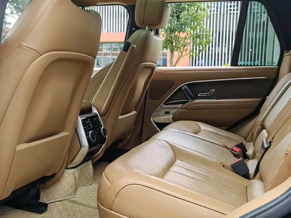 2024 Land Rover Range Rover 3.0T 360HP L6 8AT,autocango,china used car exporter,china ev exporter,chinese used car exporter,chinese used ev exporter