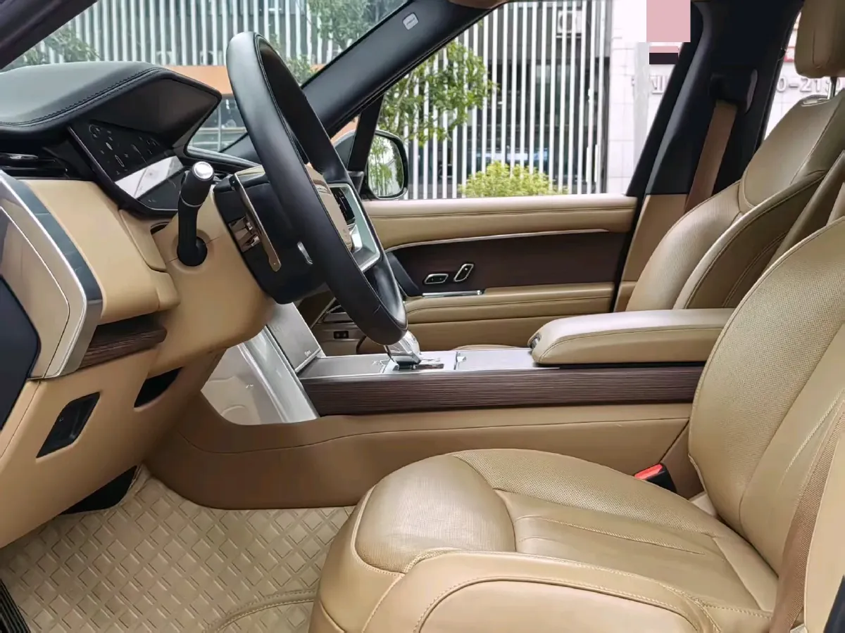 2024 Land Rover Range Rover 3.0T 360HP L6 8AT,autocango,china used car exporter,china ev exporter,chinese used car exporter,chinese used ev exporter