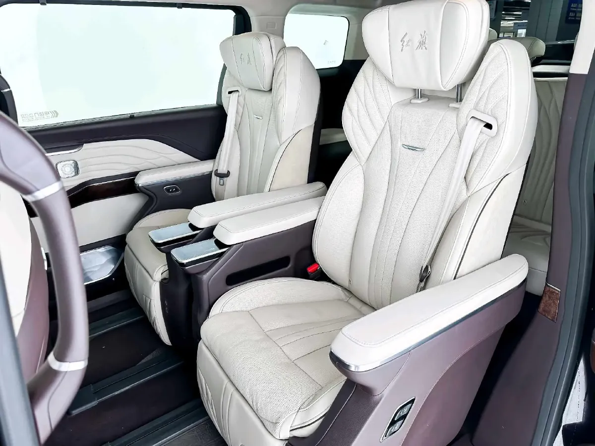 2023 HongQi HQ9 2.0T 252HP L4 8AT,autocango,china used car exporter,china ev exporter,chinese used car exporter,chinese used ev exporter