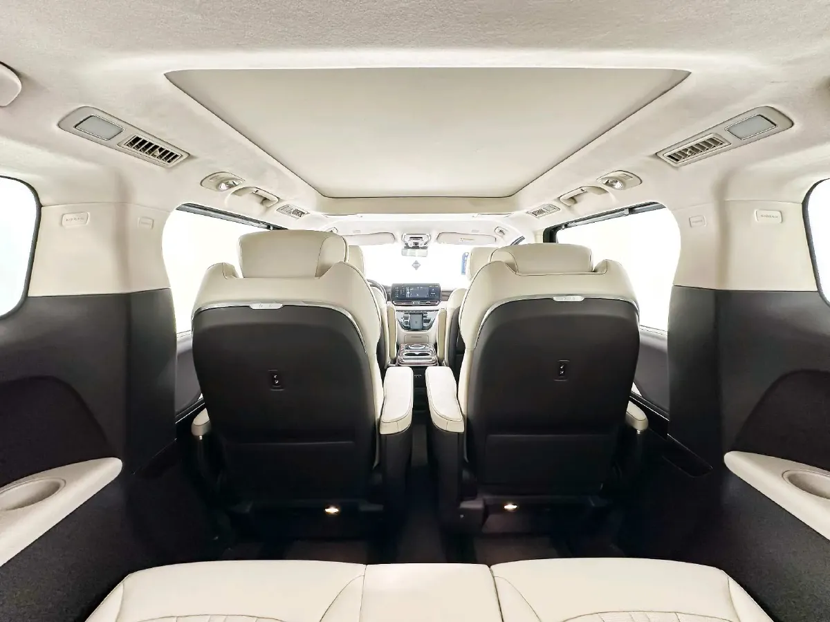 2023 HongQi HQ9 2.0T 252HP L4 8AT,autocango,china used car exporter,china ev exporter,chinese used car exporter,chinese used ev exporter