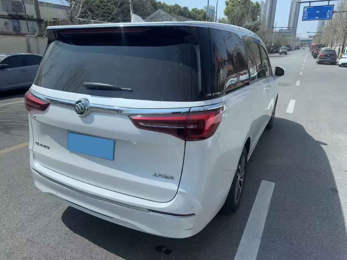 2020 Buick GL8 2.0T 237HP L4 9AT,autocango,china used car exporter,china ev exporter,chinese used car exporter,chinese used ev exporter