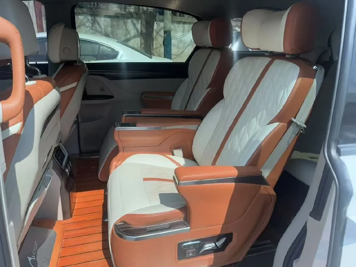 2020 Buick GL8 2.0T 237HP L4 9AT,autocango,china used car exporter,china ev exporter,chinese used car exporter,chinese used ev exporter