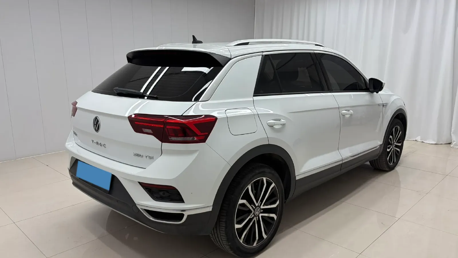 2022 Volkswagen T-Roc 1.4T 150HP L4 7DCT,autocango,china used car exporter,china ev exporter,chinese used car exporter,chinese used ev exporter