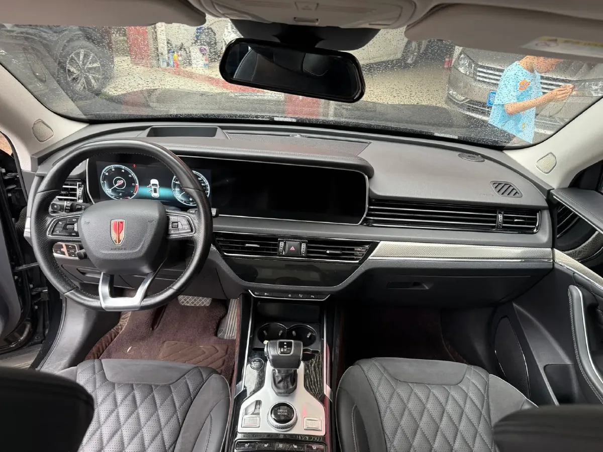 2019 HongQi HS5 2.0T 224HP L4 6AT,autocango,china used car exporter,china ev exporter,chinese used car exporter,chinese used ev exporter
