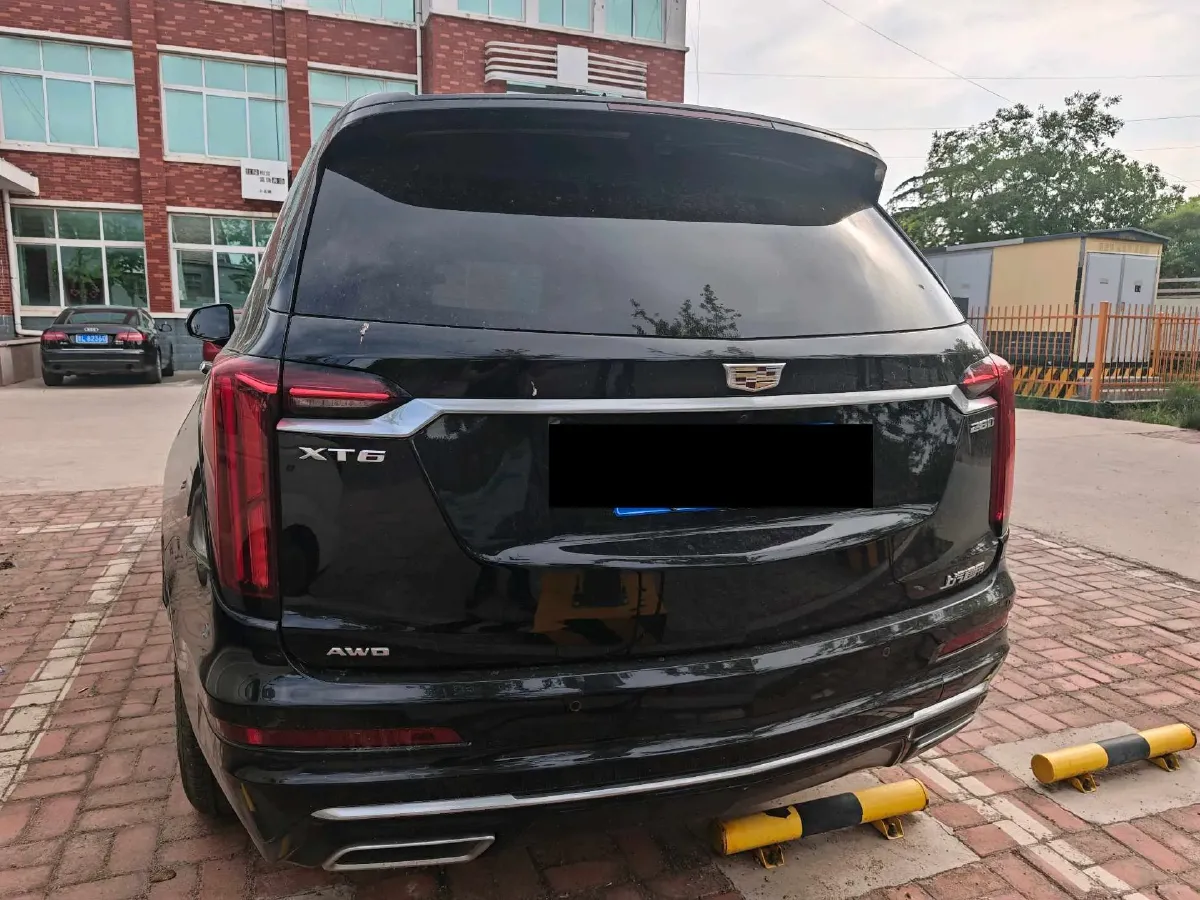 2021 Cadillac XT6 2.0T 237HP L4 9AT,autocango,china used car exporter,china ev exporter,chinese used car exporter,chinese used ev exporter