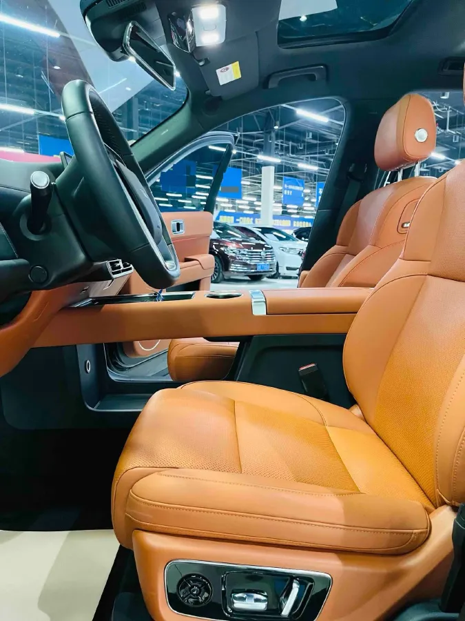2024 Volvo S60 2.0T 197HP L4 7DCT,autocango,china used car exporter,china ev exporter,chinese used car exporter,chinese used ev exporter