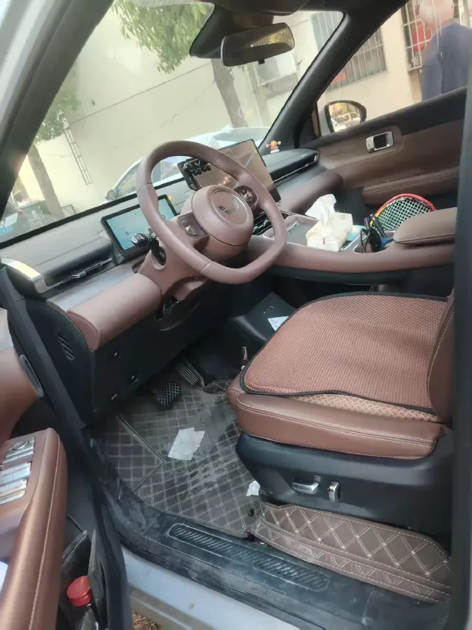 2024 WuLing XingGuangS 1.5L 106HP L4 E-CVT PHEV 20.5KWH,autocango,china used car exporter,china ev exporter,chinese used car exporter,chinese used ev exporter