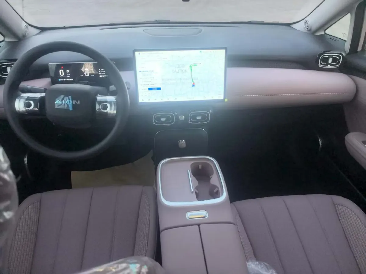 2025 Aion AION UT BEV 44.257/44.12/44.133KWH,autocango,china used car exporter,china ev exporter,chinese used car exporter,chinese used ev exporter