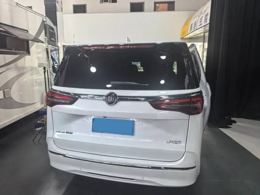 2023 Buick GL8 2.0T 237HP L4 9AT,autocango,china used car exporter,china ev exporter,chinese used car exporter,chinese used ev exporter