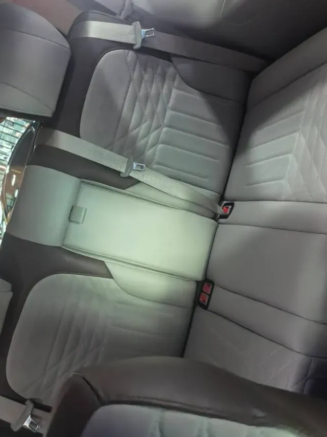 2023 Buick GL8 2.0T 237HP L4 9AT,autocango,china used car exporter,china ev exporter,chinese used car exporter,chinese used ev exporter