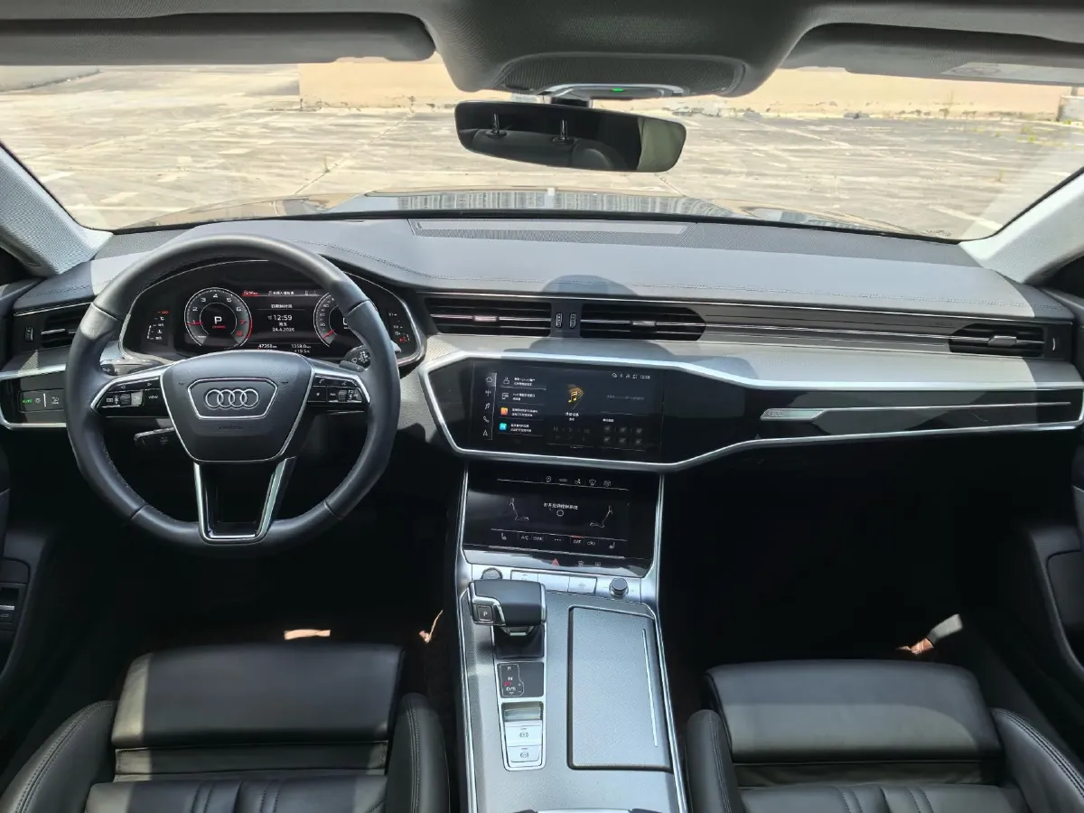 2022 Audi A7 2.0T 245HP L4 7DCT,autocango,china used car exporter,china ev exporter,chinese used car exporter,chinese used ev exporter