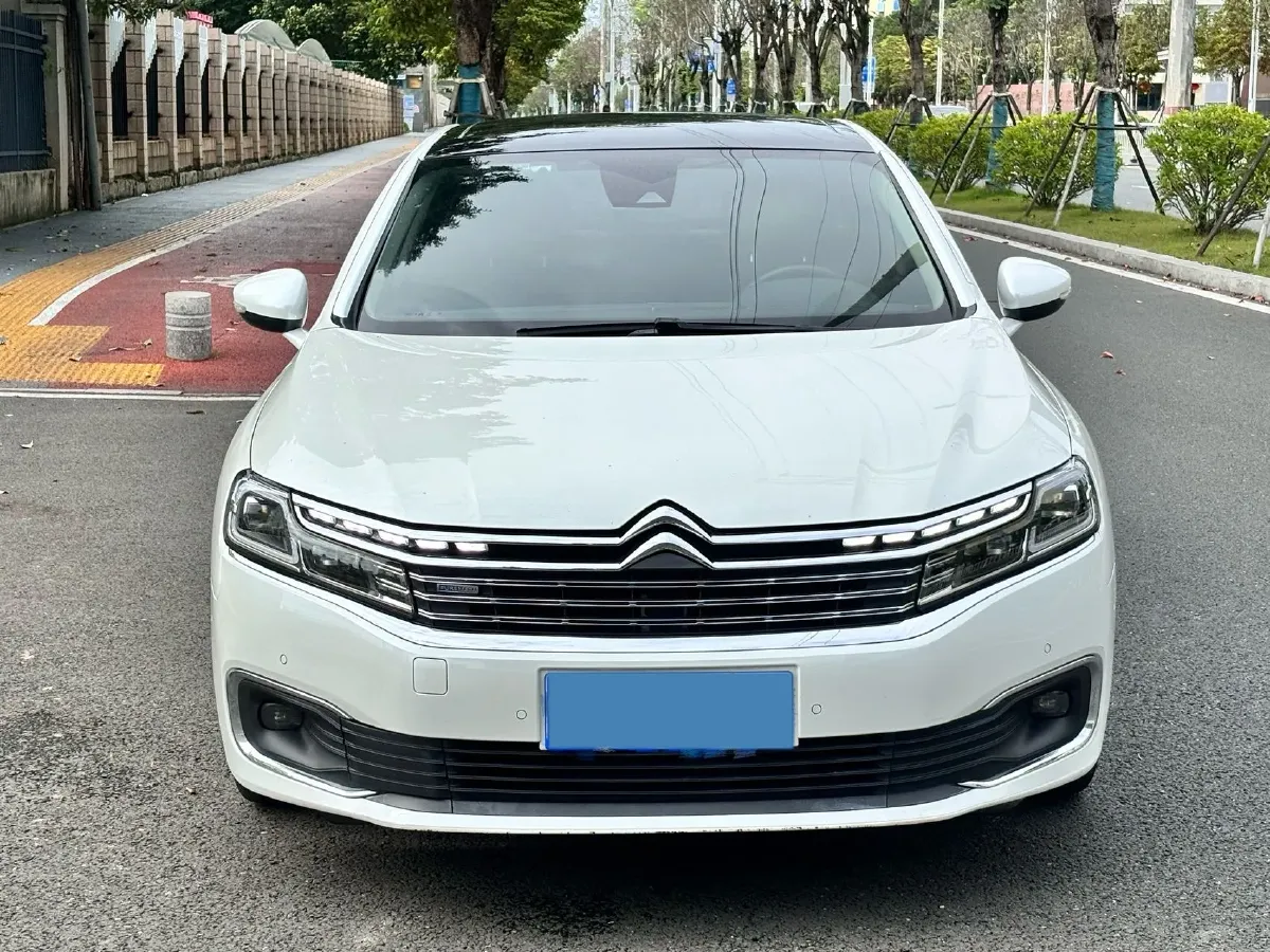 2017 Citroen C6 1.8T 204HP L4 6AT,autocango,china used car exporter,china ev exporter,chinese used car exporter,chinese used ev exporter