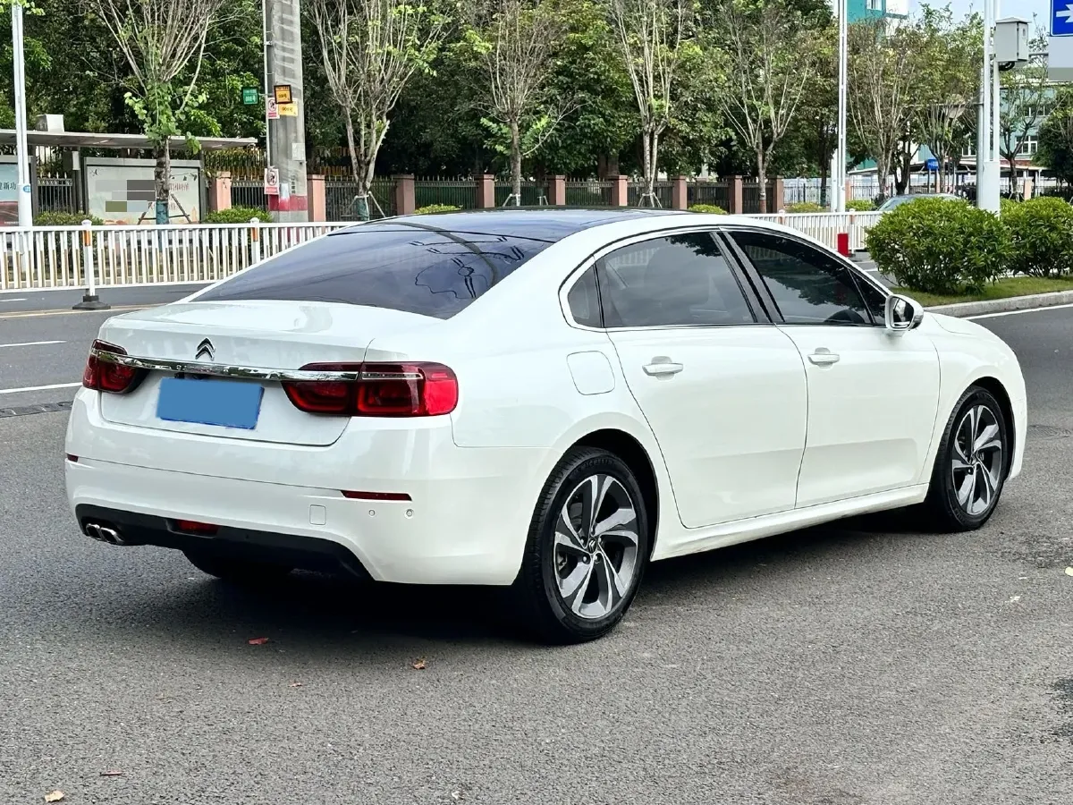 2017 Citroen C6 1.8T 204HP L4 6AT,autocango,china used car exporter,china ev exporter,chinese used car exporter,chinese used ev exporter