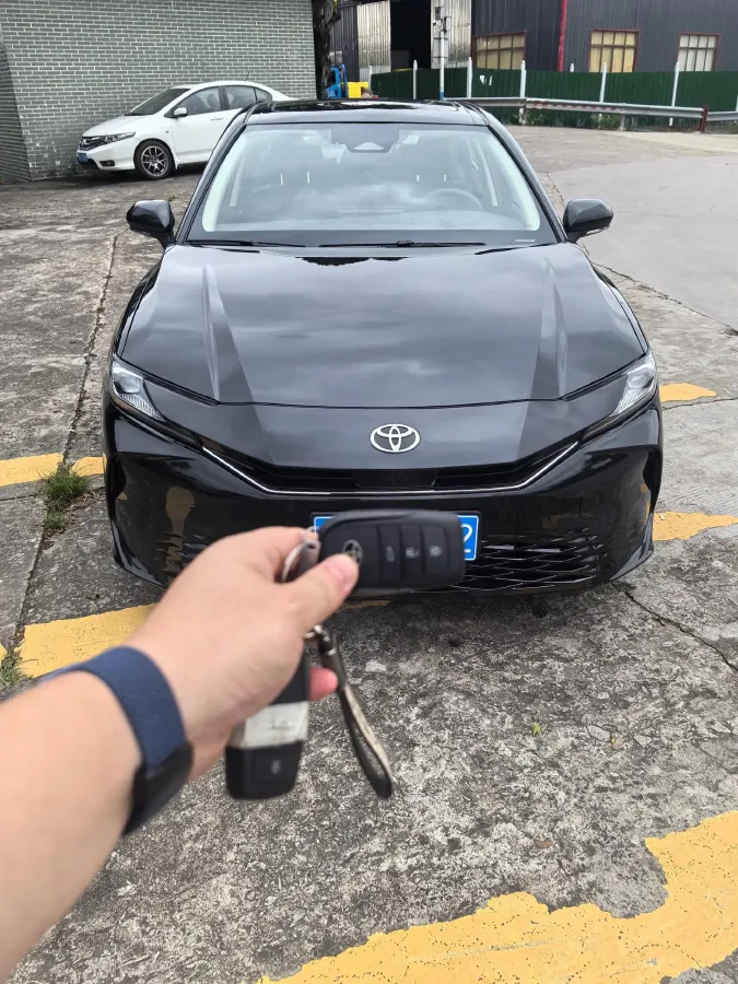 2026 Toyota Camry 2.0L 173HP L4 CVT,autocango,china used car exporter,china ev exporter,chinese used car exporter,chinese used ev exporter