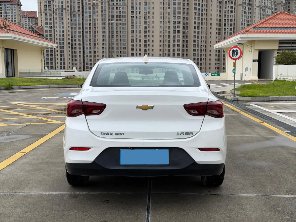 2021 Chevrolet Cavalier 1.0T 125HP L3 6AT,autocango,china used car exporter,china ev exporter,chinese used car exporter,chinese used ev exporter