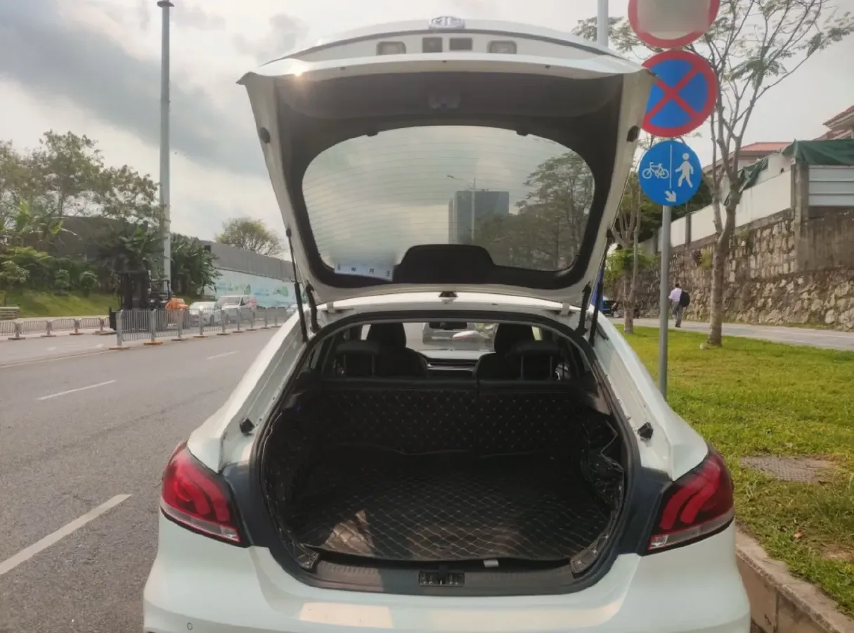 2018 MG 6 1.0T 125HP L3 2AT PHEV 9.1KWH,autocango,china used car exporter,china ev exporter,chinese used car exporter,chinese used ev exporter