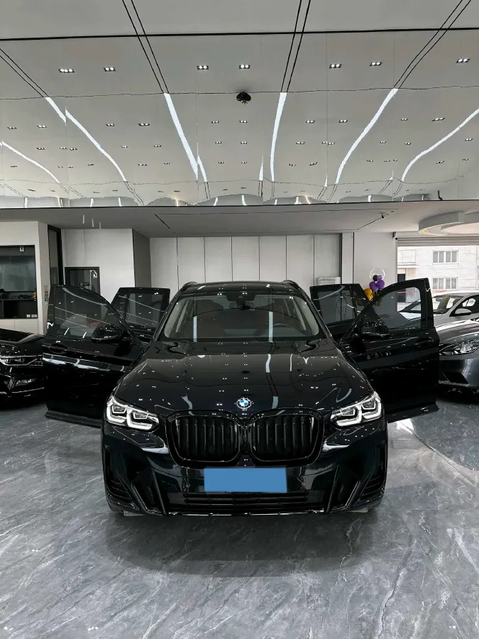 2022 BMW X3 2.0T 252HP L4 8AT,autocango,china used car exporter,china ev exporter,chinese used car exporter,chinese used ev exporter