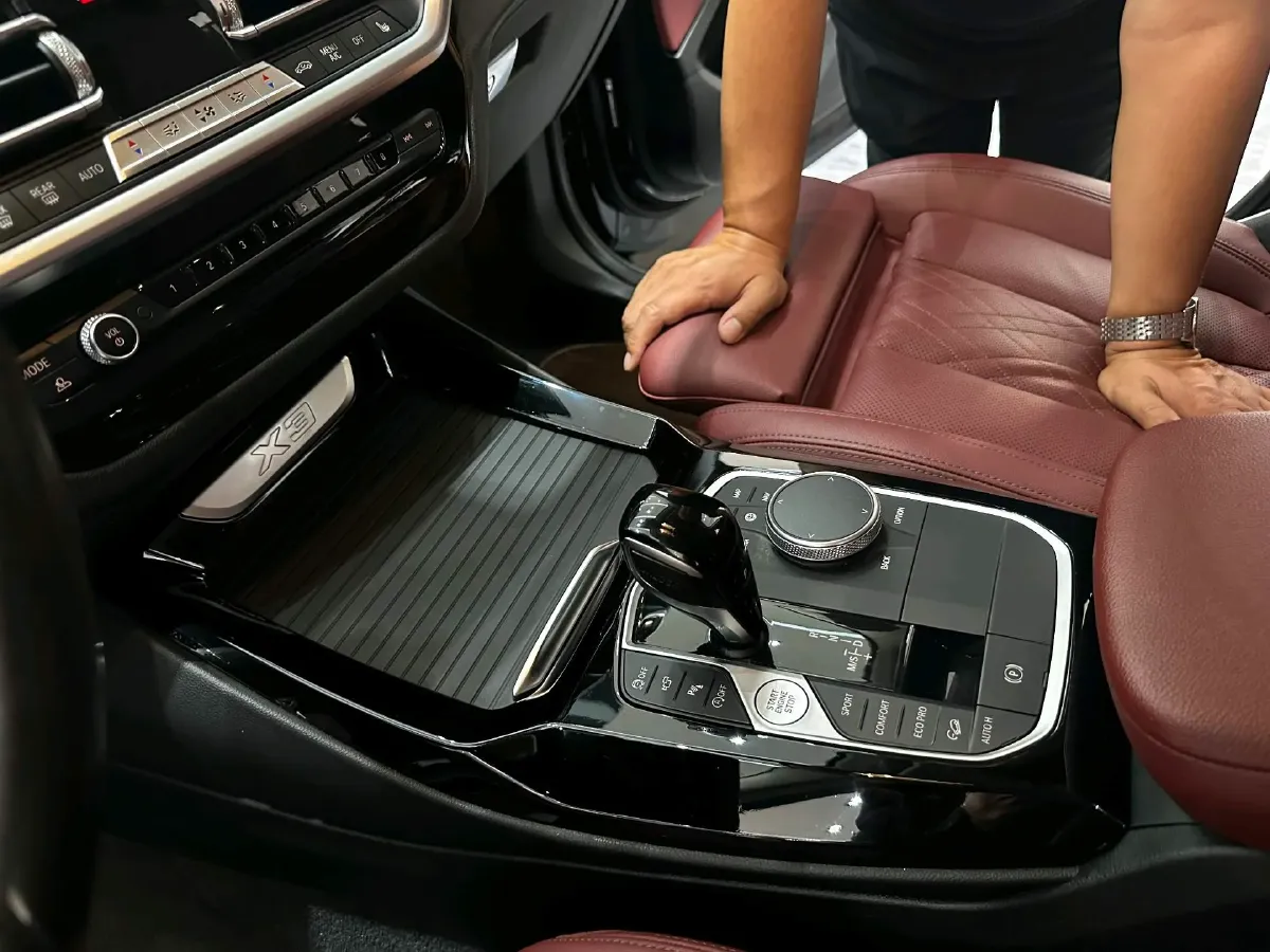 2022 BMW X3 2.0T 252HP L4 8AT,autocango,china used car exporter,china ev exporter,chinese used car exporter,chinese used ev exporter
