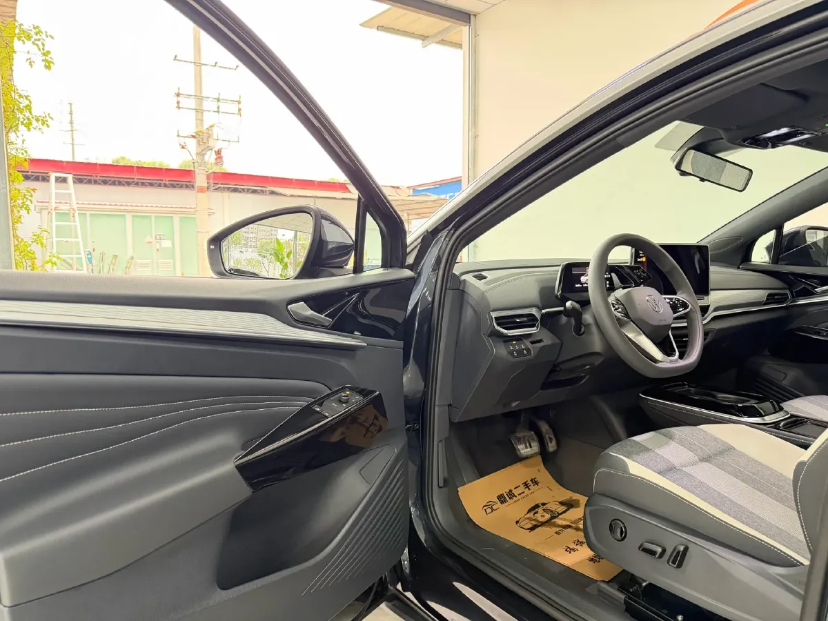 2022 Chevrolet Menlo BEV 61.1KWH,autocango,china used car exporter,china ev exporter,chinese used car exporter,chinese used ev exporter