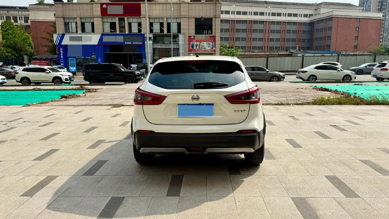 2022 Nissan Qashqai 2.0L 151HP L4 CVT,autocango,china used car exporter,china ev exporter,chinese used car exporter,chinese used ev exporter