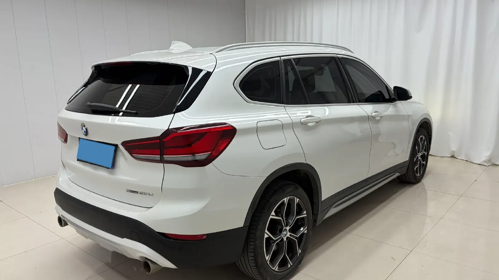 2021 BMW X1 1.5T 140HP L3 7DCT,autocango,china used car exporter,china ev exporter,chinese used car exporter,chinese used ev exporter