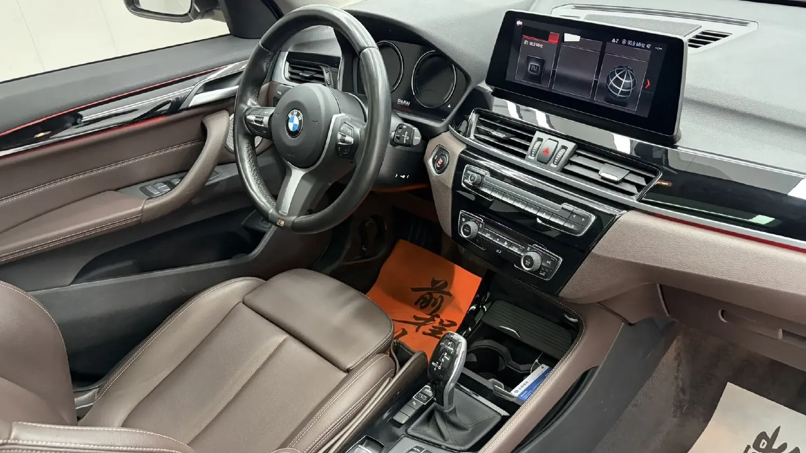 2021 BMW X1 1.5T 140HP L3 7DCT,autocango,china used car exporter,china ev exporter,chinese used car exporter,chinese used ev exporter