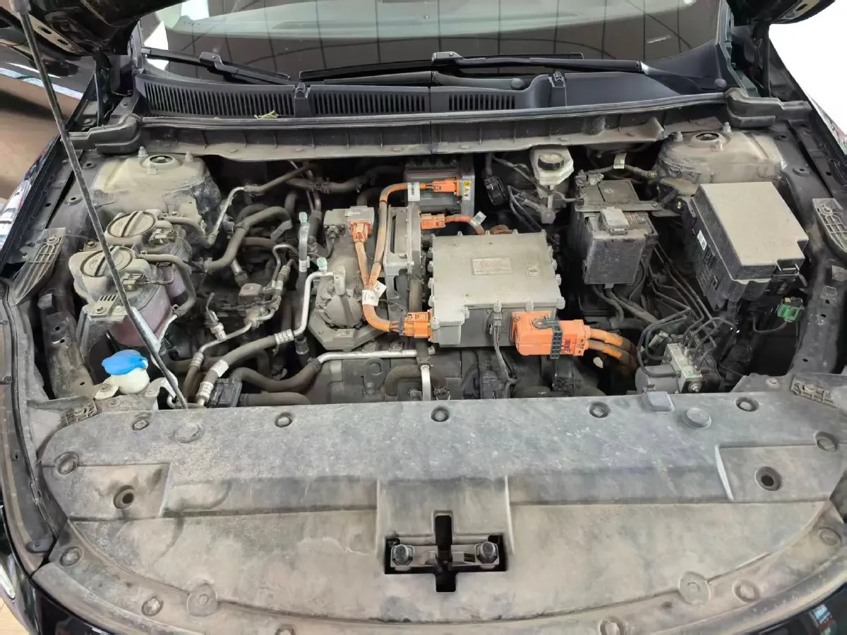 2022 HongQi E-QM5 BEV 54KWH,autocango,china used car exporter,china ev exporter,chinese used car exporter,chinese used ev exporter