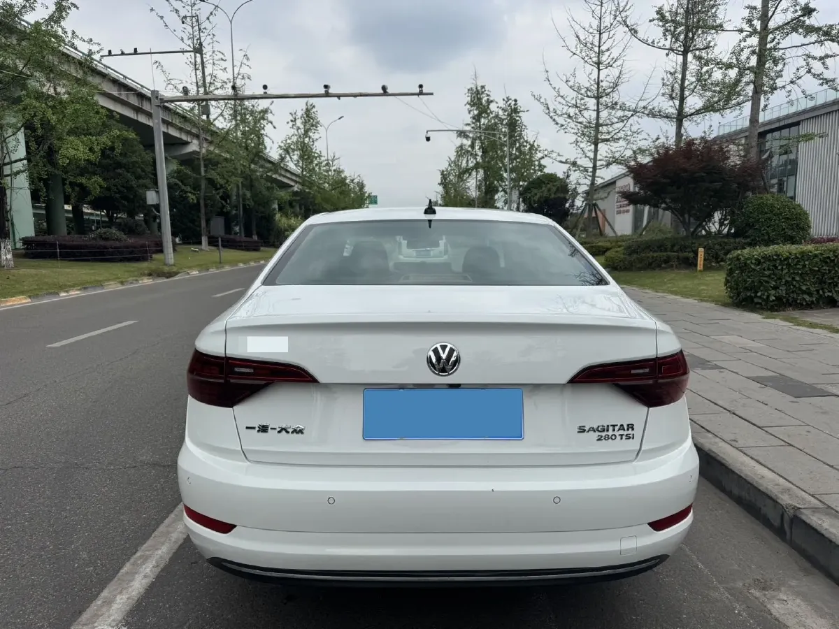 2021 Volkswagen Sagitar 1.4T 150HP L4 7DCT,autocango,china used car exporter,china ev exporter,chinese used car exporter,chinese used ev exporter