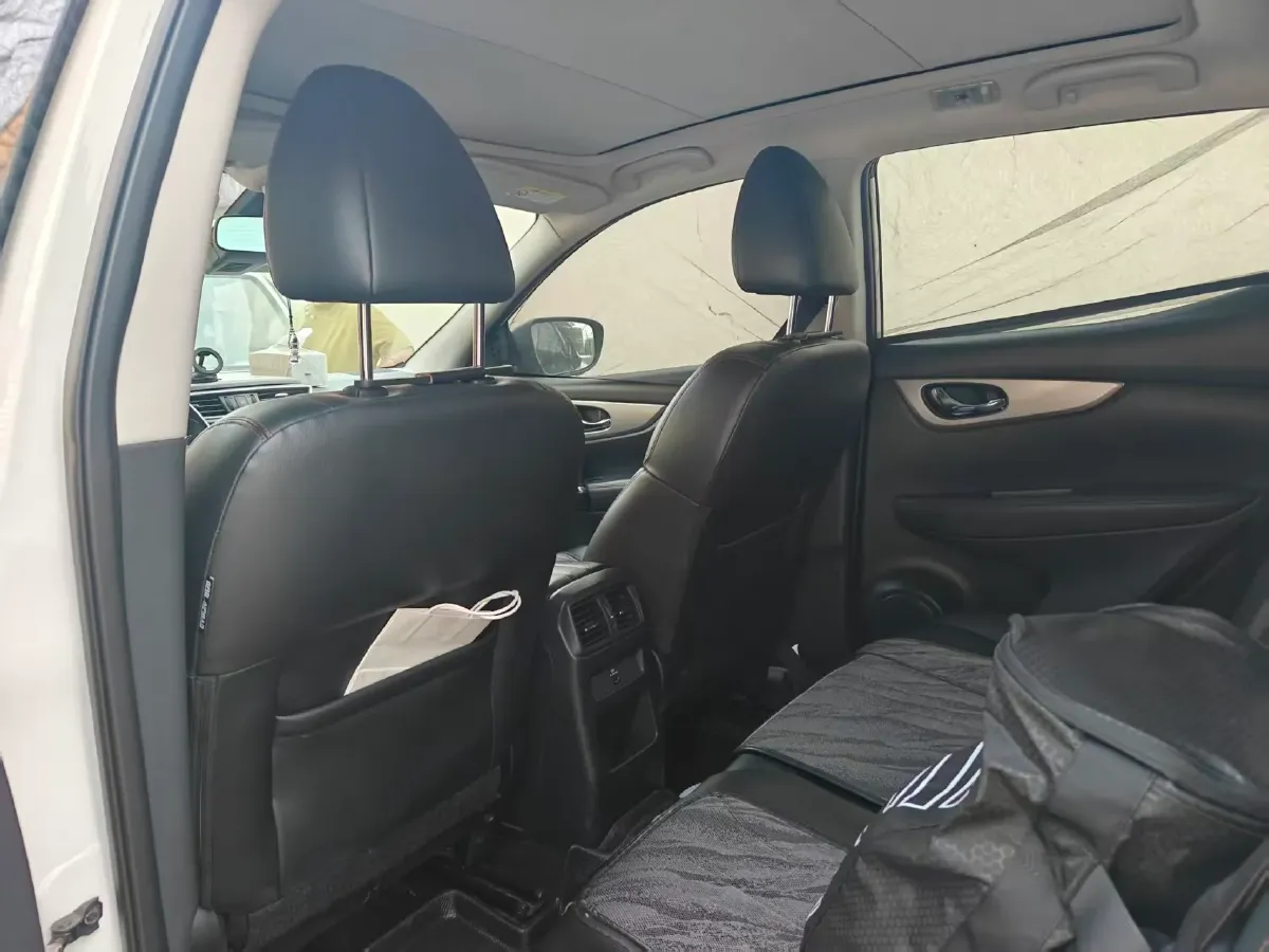 2021 Nissan Qashqai 2.0L 151HP L4 CVT,autocango,china used car exporter,china ev exporter,chinese used car exporter,chinese used ev exporter