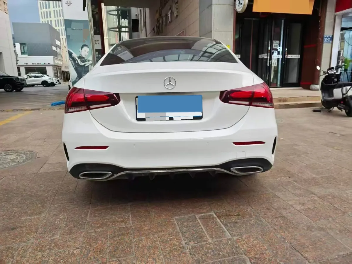 2020 Mercedes-Benz A Class 1.3T 163HP L4 7DCT,autocango,china used car exporter,china ev exporter,chinese used car exporter,chinese used ev exporter