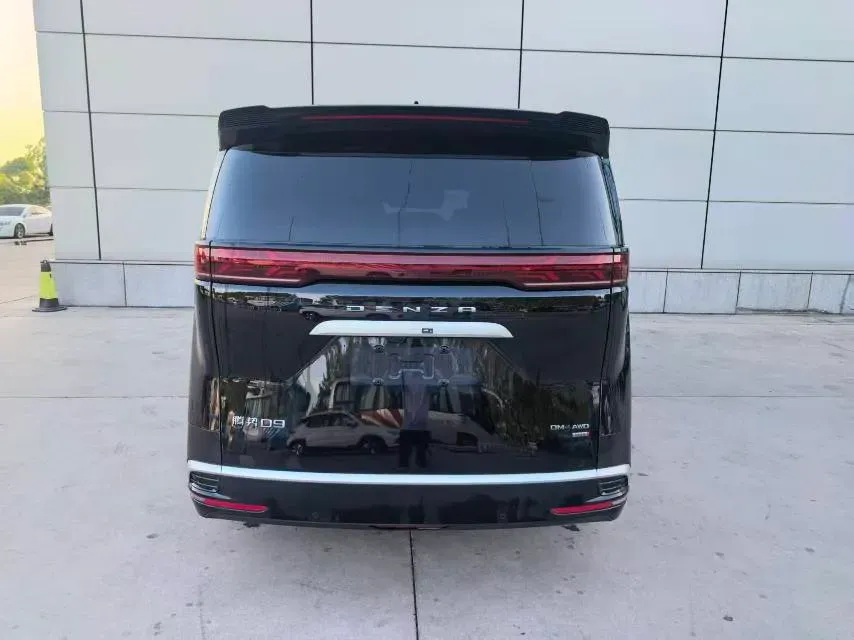 2025 Denza D9 1.5T 156HP L4 E-CVT PHEV 40KWH,autocango,china used car exporter,china ev exporter,chinese used car exporter,chinese used ev exporter