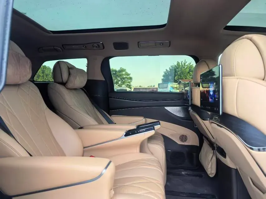 2025 Denza D9 1.5T 156HP L4 E-CVT PHEV 40KWH,autocango,china used car exporter,china ev exporter,chinese used car exporter,chinese used ev exporter