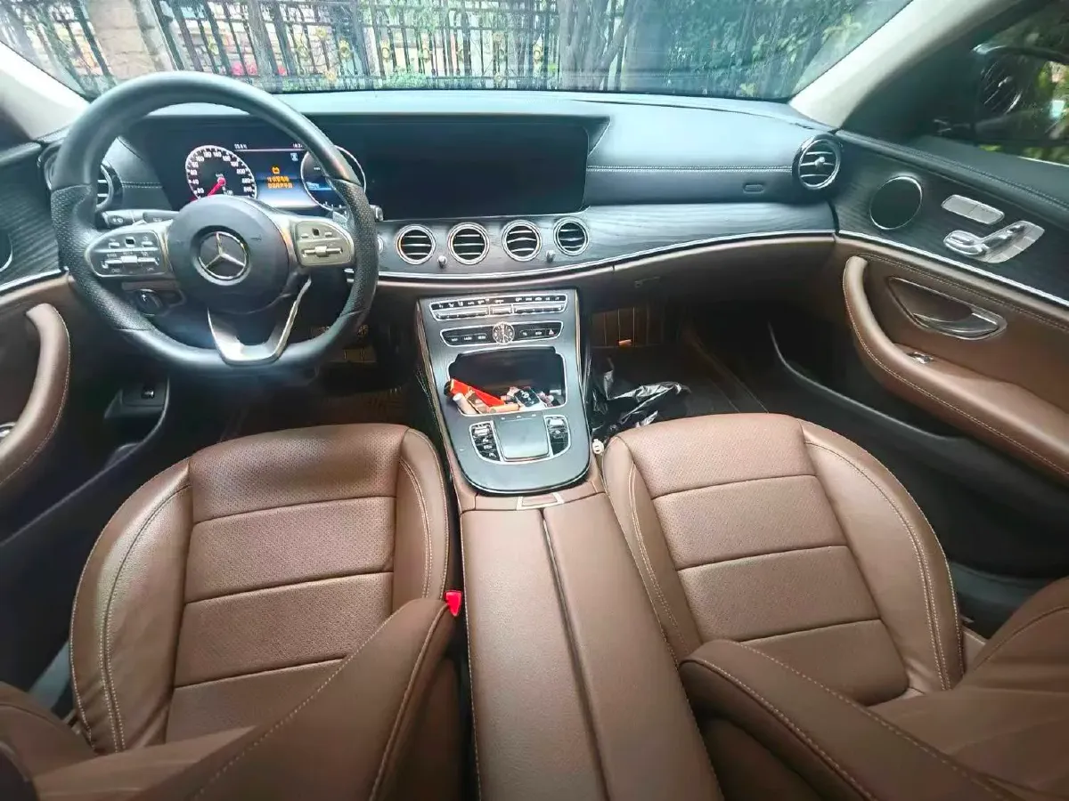 2020 Mercedes-Benz E Class 2.0T 258HP L4 9AT,autocango,china used car exporter,china ev exporter,chinese used car exporter,chinese used ev exporter