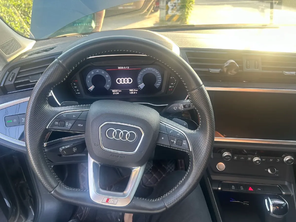 2020 Audi Q3 Sportback 2.0T 186HP L4 7DCT,autocango,china used car exporter,china ev exporter,chinese used car exporter,chinese used ev exporter