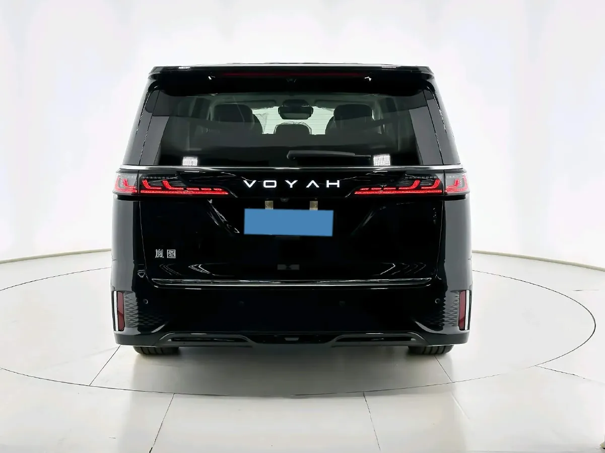 2025 Voyah Dream 1.5T 150HP L4 PHEV 41.7KWH,autocango,china used car exporter,china ev exporter,chinese used car exporter,chinese used ev exporter