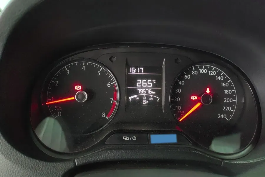 2016 Volkswagen Polo 1.4L 90HP L4 5MT,autocango,china used car exporter,china ev exporter,chinese used car exporter,chinese used ev exporter